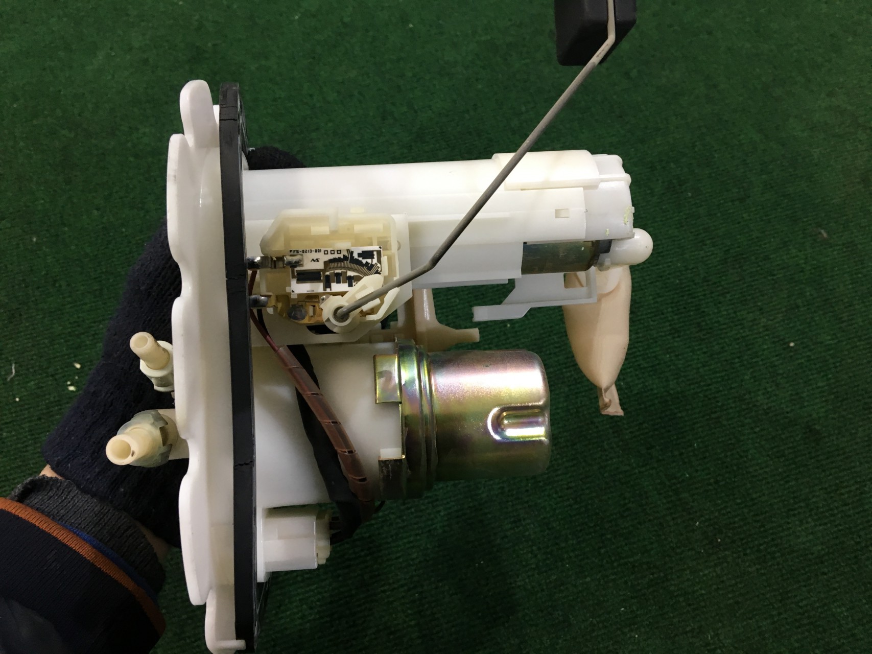 Субару форестер замена бензонасоса - 82 фото