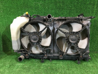 Радиатор двигателя МКПП 45111AE022 SUBARU LEGACY