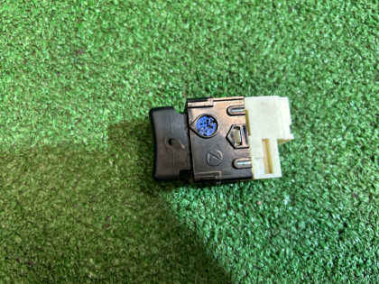 Кнопка Power/HOLD