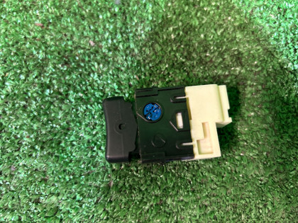 Кнопка Power/HOLD