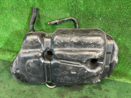 Бензобак ZVW30