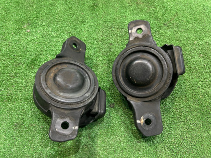 Подушки двигателя BE5 BH5