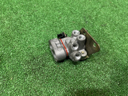 Распределитель тормозных усилий BE5