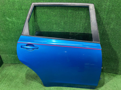 Дверь задняя правая YA5