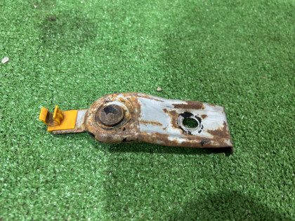 Держатель палки капота BG5