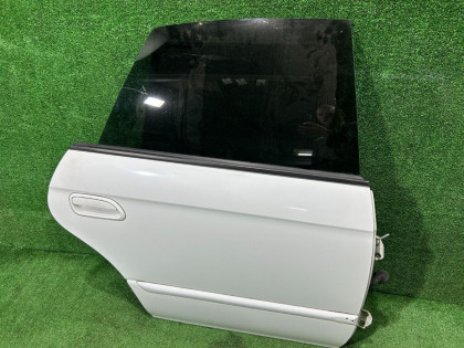 Дверь задняя правая BE5