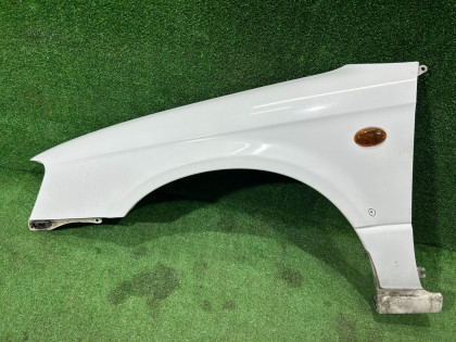Крыло переднее левое BE5