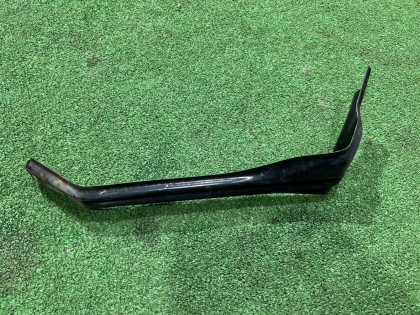 Крепление переднего бампера левое BEE BHE BE5 BE9 BH5 BH9