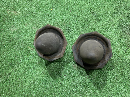 Отбойники рычагов задние BEE