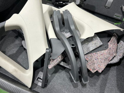 Обшивка багажника