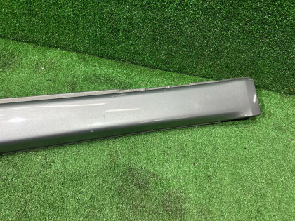 Порог правый