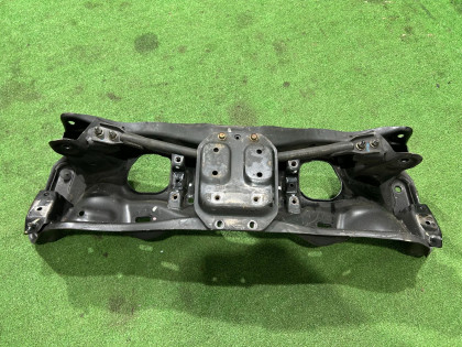 Балка передняя