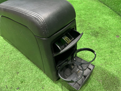 Бардачок подлокотник