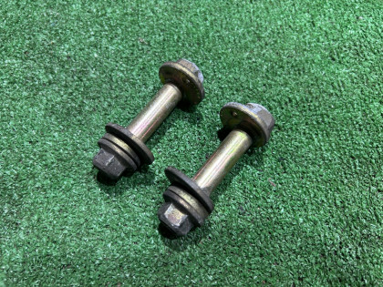 Болты развальные задние