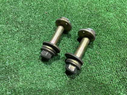 Болты развальные задние