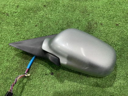 Зеркало левое