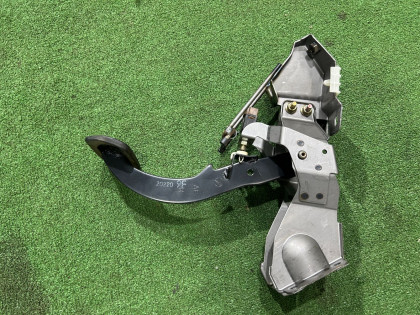 Концевик педали тормоза