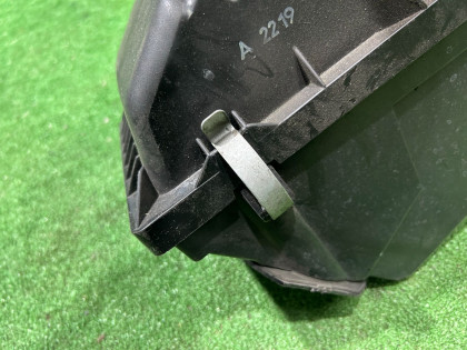 Корпус воздушного фильтра SUBARU LEGACY OEM 46052FE000 46051AE000 BE5 2002 EJ206 AT