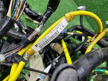 Коса SUBARU LEGACY OEM 81200AE590 BE5 2002 EJ206 AT