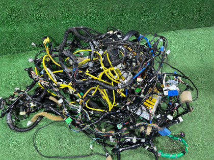 Коса SUBARU LEGACY OEM 81200AE590 BE5 2002 EJ206 AT