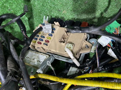 Коса SUBARU LEGACY OEM 81200AE590 BE5 2002 EJ206 AT