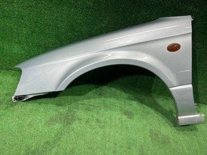 Крыло переднее левое