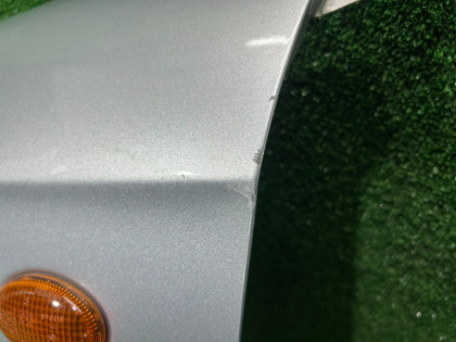 Крыло переднее левое