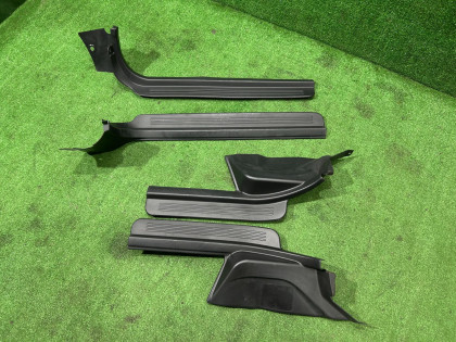 Накладки на пороги