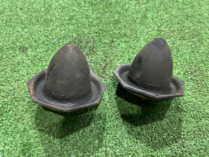 Отбойники рычагов задние