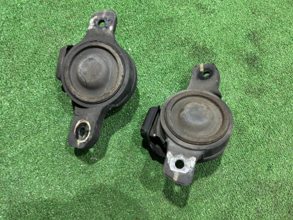 Подушки двигателя