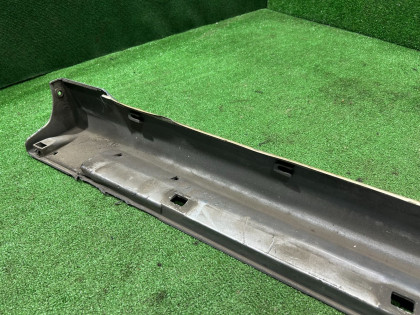 Порог правый