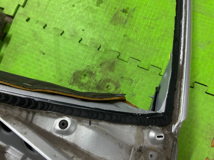 Рамка лобового стекла SUBARU LEGACY OEM 53400AE001 51420AE000 BE5 2002