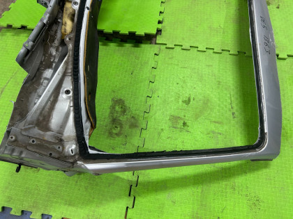 Рамка лобового стекла SUBARU LEGACY OEM 53400AE001 51420AE000 BE5 2002