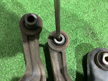 Рычаги задние