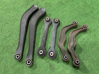 Рычаги задние