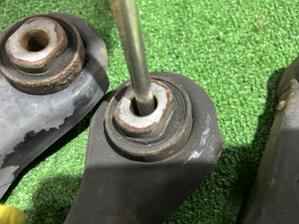 Рычаги задние