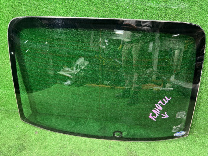 Стекло заднее