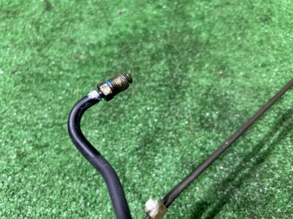 Трубки тормозные задние SUBARU LEGACY OEM 26520AE000 BE5 2002 EJ206 AT