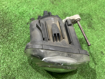 Фара противотуманная правая