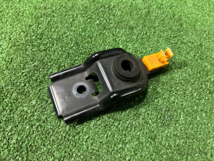 Держатель палки капота