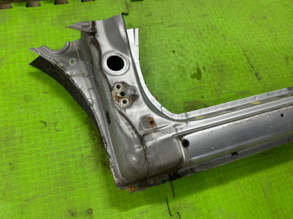 Порог металл левый