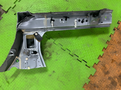 Порог металл левый