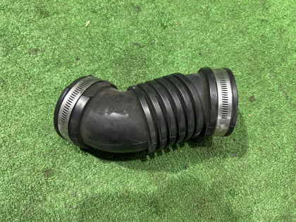 Патрубок воздушного фильтра