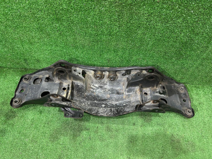 Балка задняя