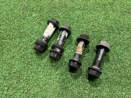 Болты развальные передние