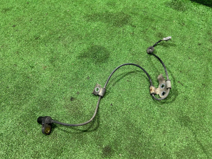 Датчик ABS передний правый