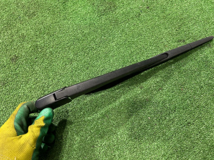 Дворник задний