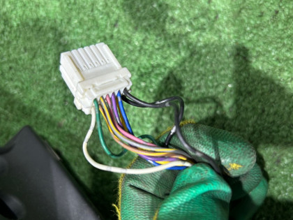 Зеркало левое