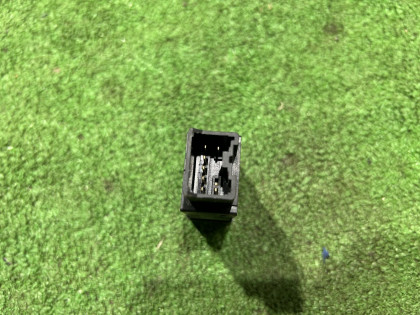 Кнопка обогрева лобового стекла SUBARU FORESTER OEM 83001SA030 SG5 2007 EJ205 AT