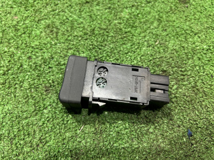 Кнопка обогрева лобового стекла SUBARU FORESTER OEM 83001SA030 SG5 2007 EJ205 AT